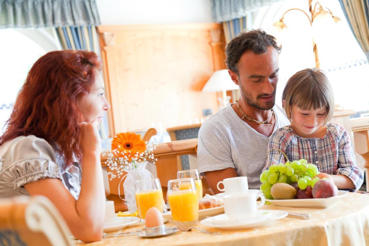 Nature Wellness Hotel Renato Vigo di Fassa Eksteriør bilde
